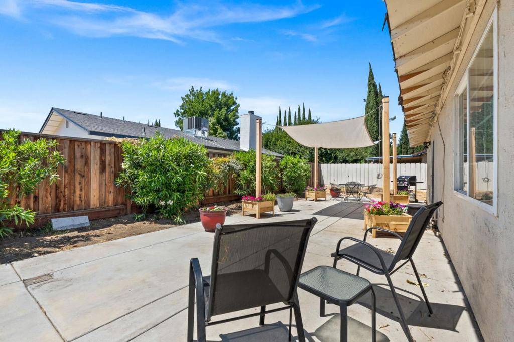 Manteca, CA 95336,1014 Croyden WAY