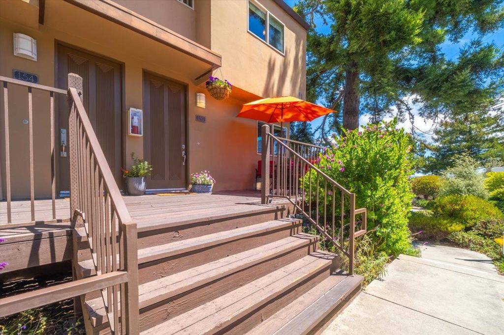 Monterey, CA 93940,152 Mar Vista DR