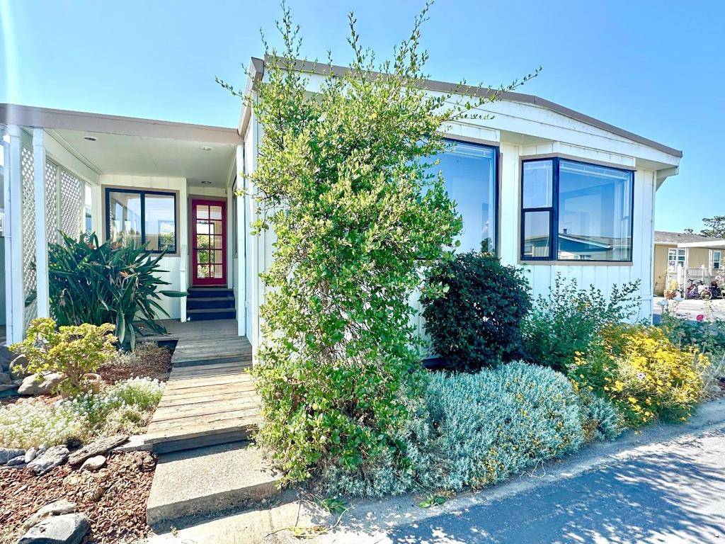 Santa Cruz, CA 95060,2395 Delaware AVE