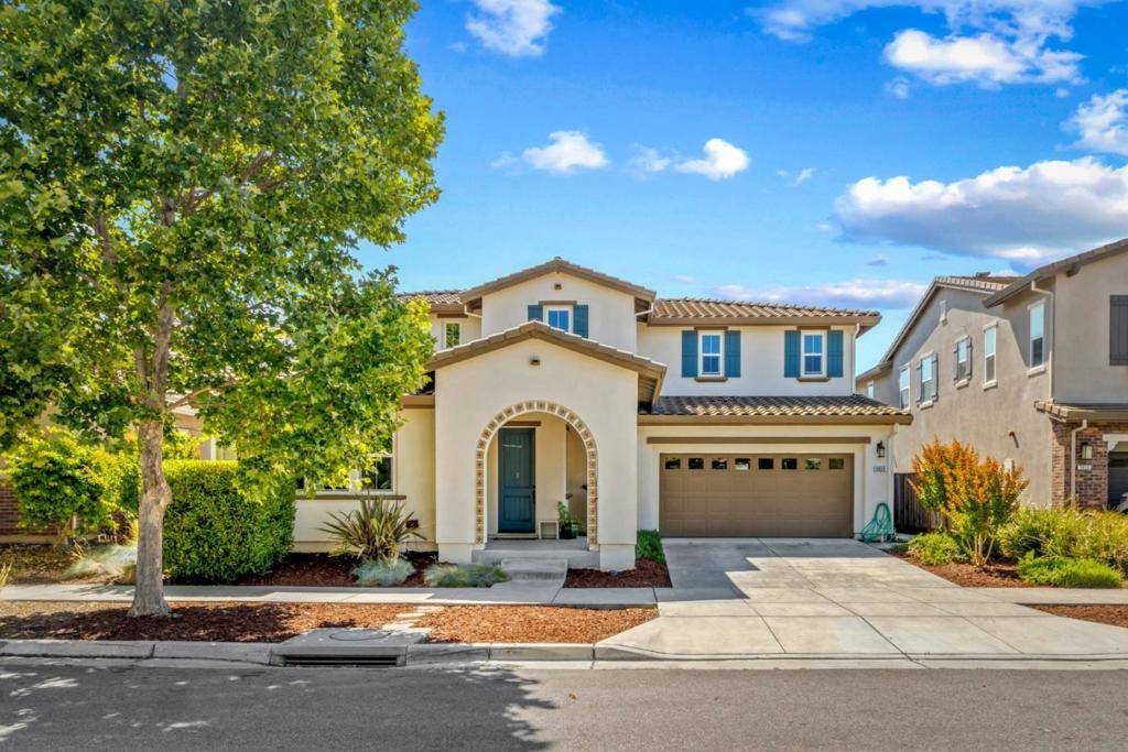 Gilroy, CA 95020,9850 Bobcat CT