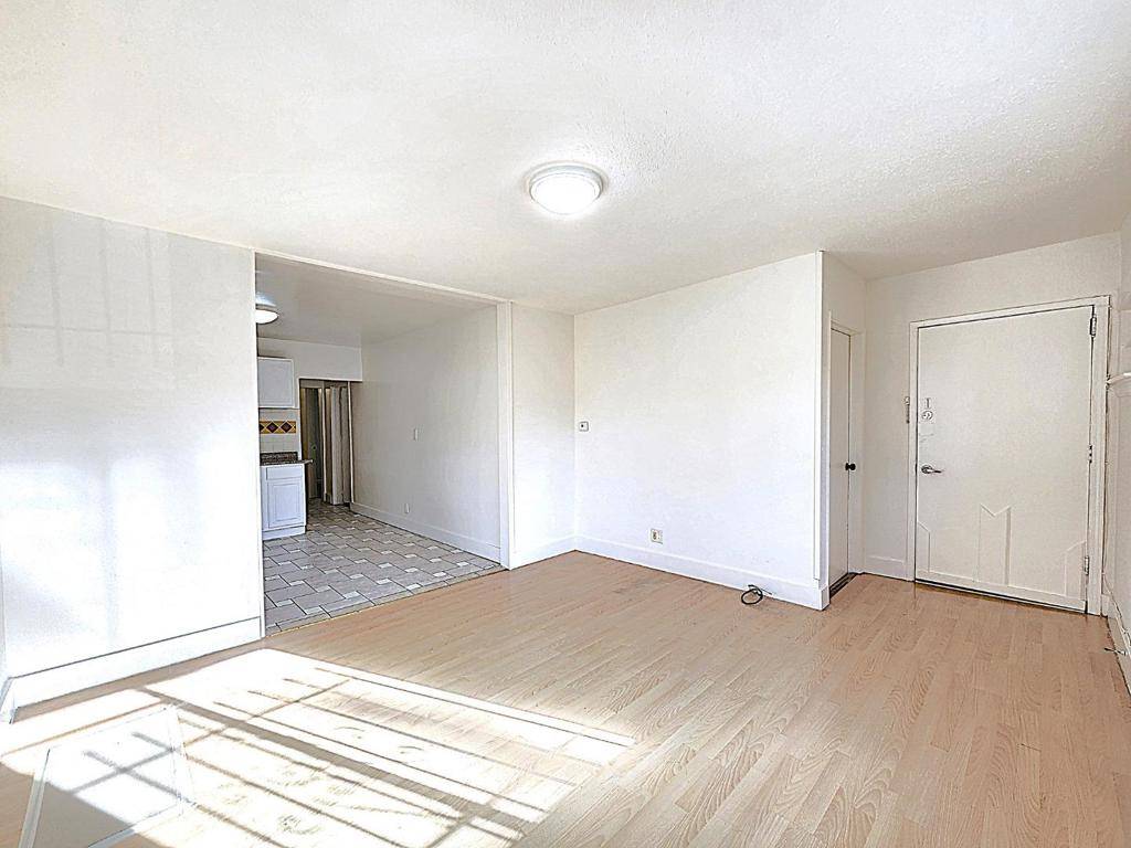 Oakland, CA 94606,2645 23rd AVE
