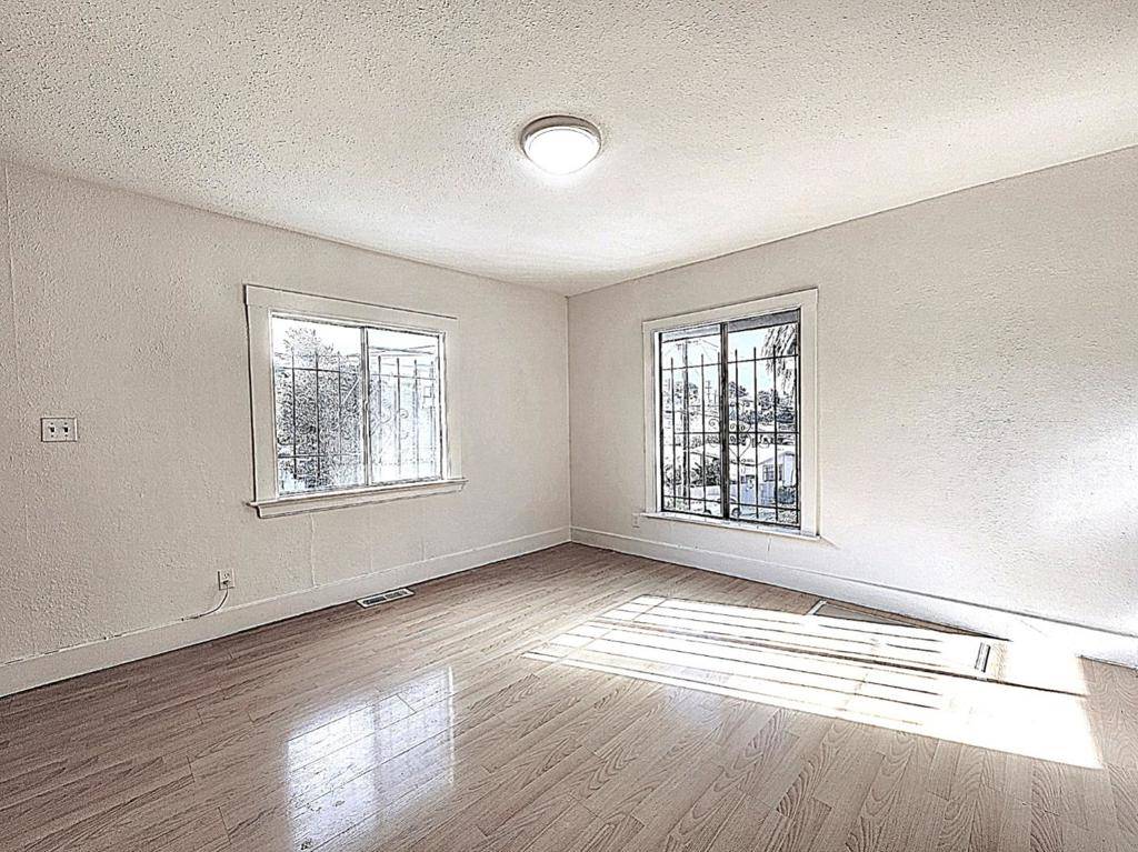 Oakland, CA 94606,2645 23rd AVE