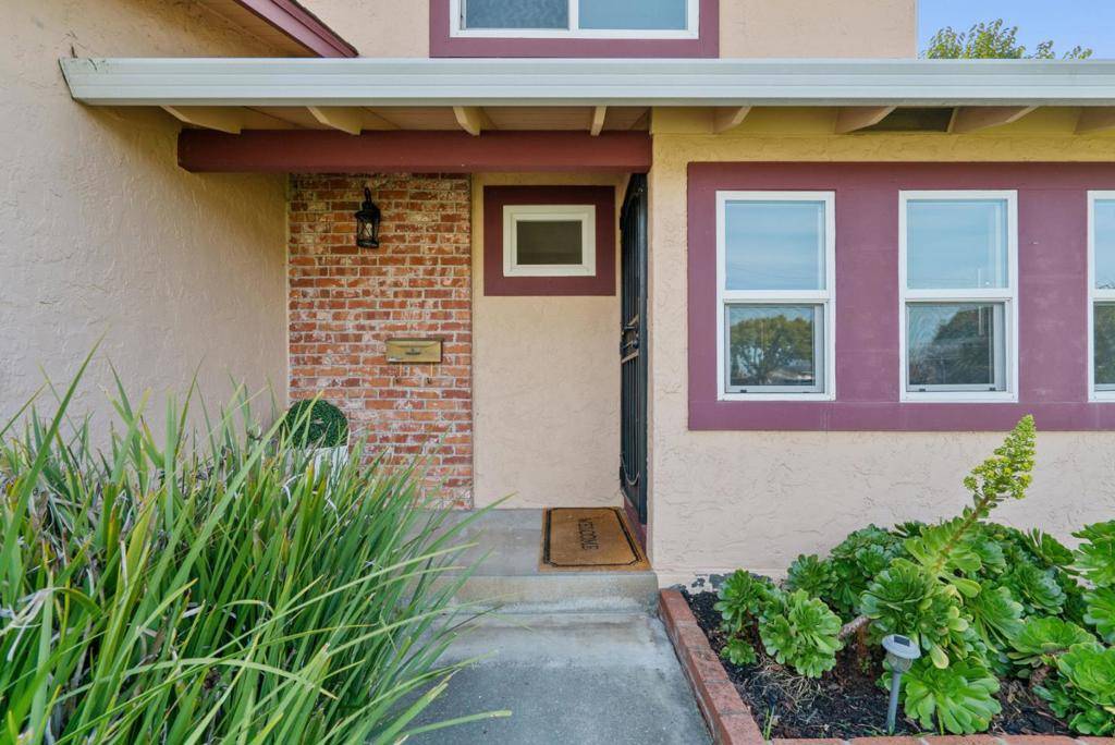 San Jose, CA 95118,1420 Pinehurst DR