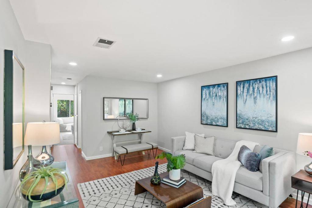 Sunnyvale, CA 94086,891 W California AVE #Y