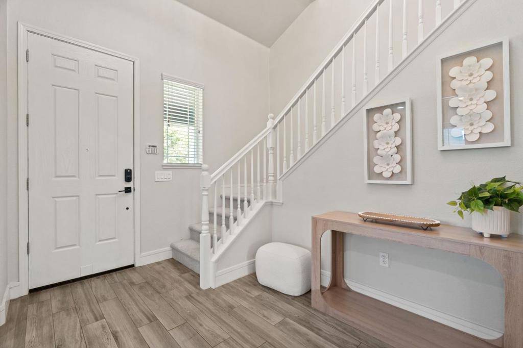Morgan Hill, CA 95037,475 Bel Air WAY