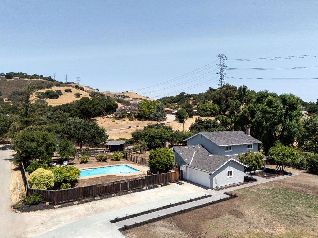 San Jose, CA 95120,7565 Tierra Sombra CT