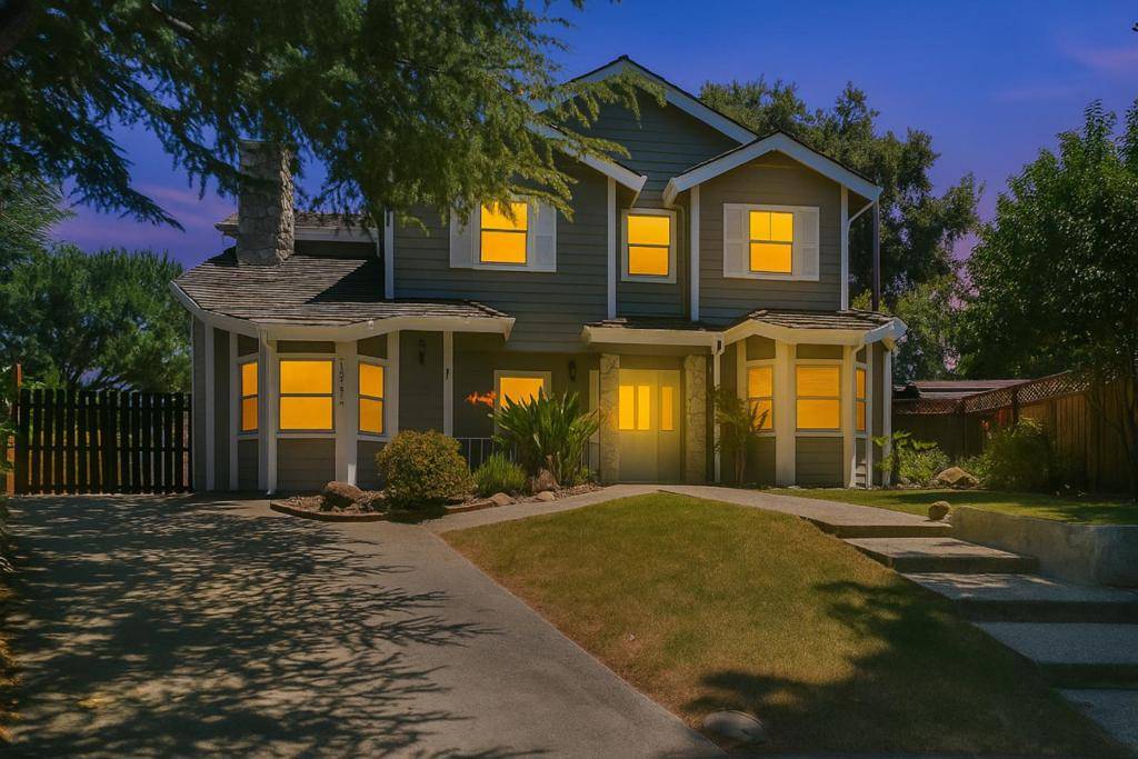 Cupertino, CA 95014,22081 Hibiscus CT