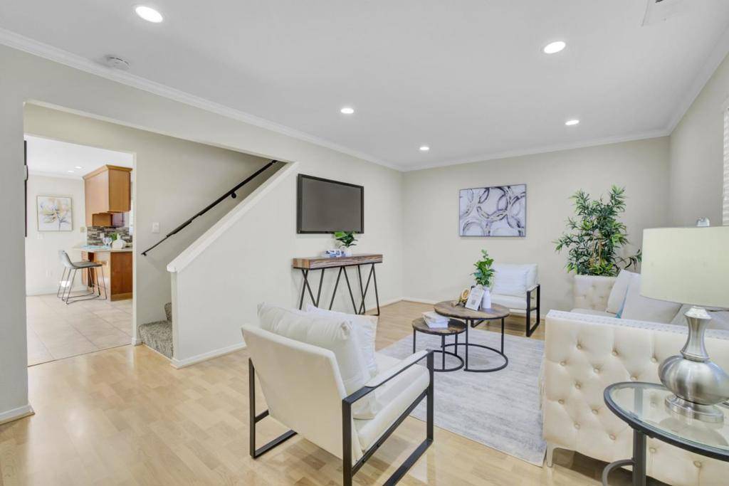 Pleasanton, CA 94566,760 Saint Michael CIR