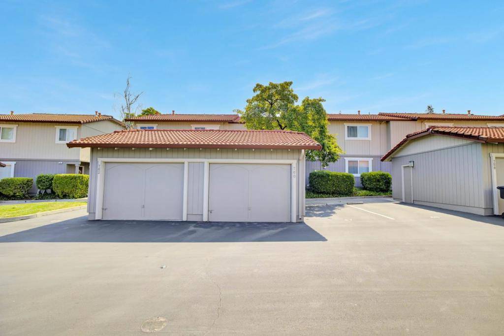 Pleasanton, CA 94566,760 Saint Michael CIR