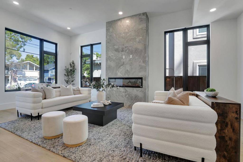 Menlo Park, CA 94025,546 9th AVE