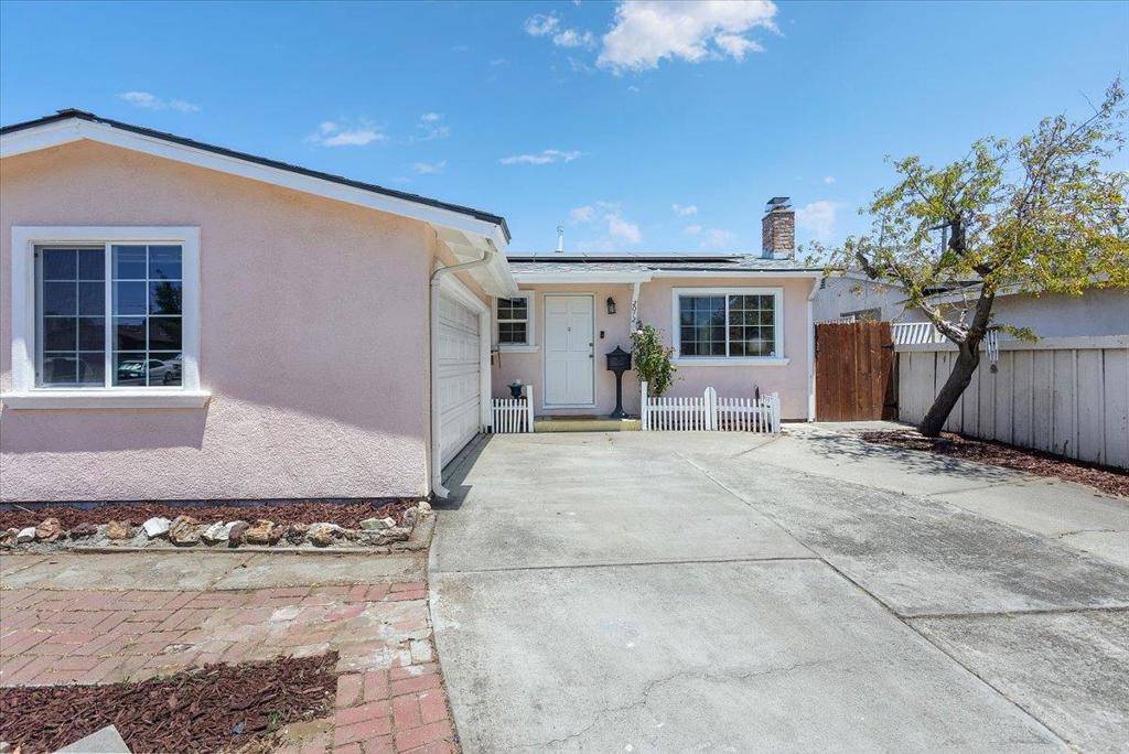San Jose, CA 95122,2072 Orlando DR