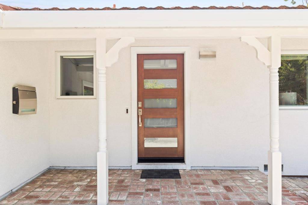 Mountain View, CA 94040,286 Hans AVE