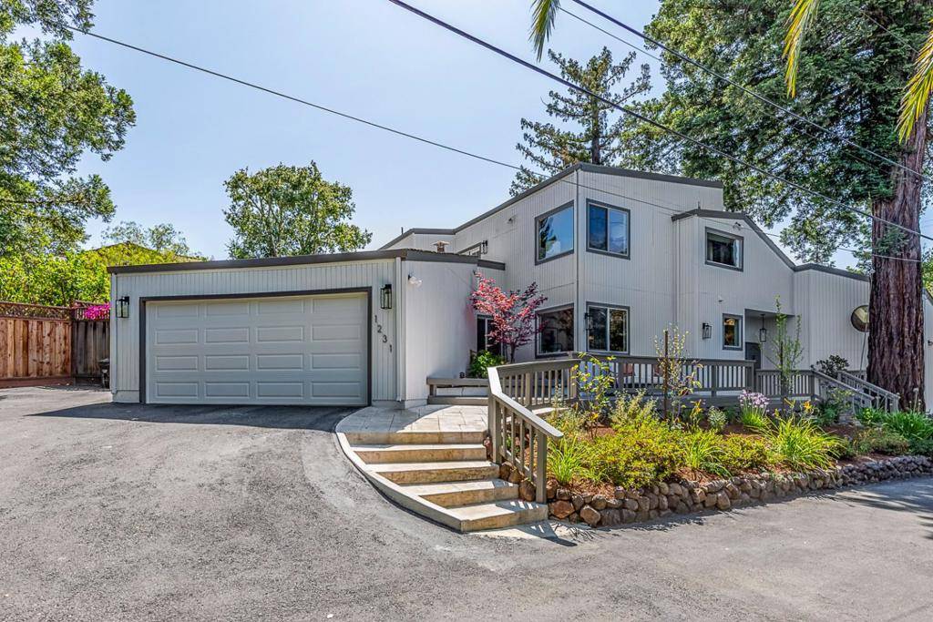 Los Altos, CA 94024,1231 Gronwall LN