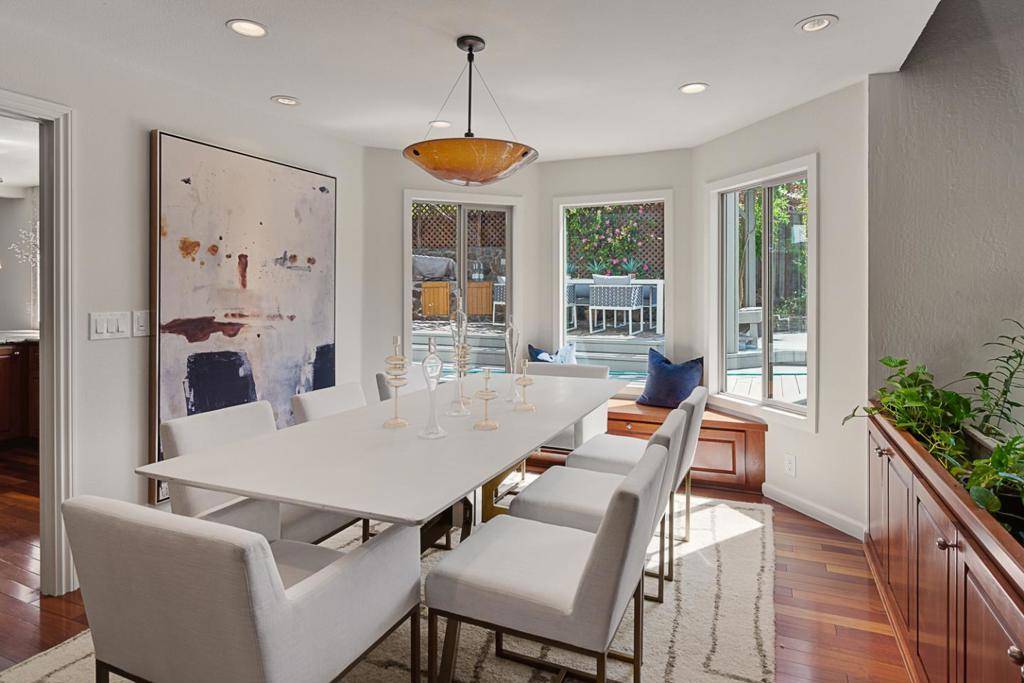 Los Altos, CA 94024,1231 Gronwall LN