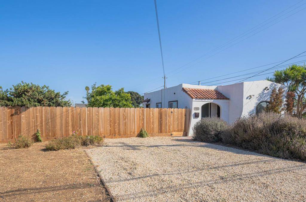 Greenfield, CA 93927,704 Oak AVE