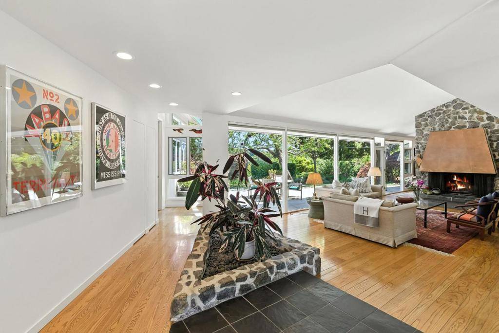 Hillsborough, CA 94010,3795 Ralston AVE