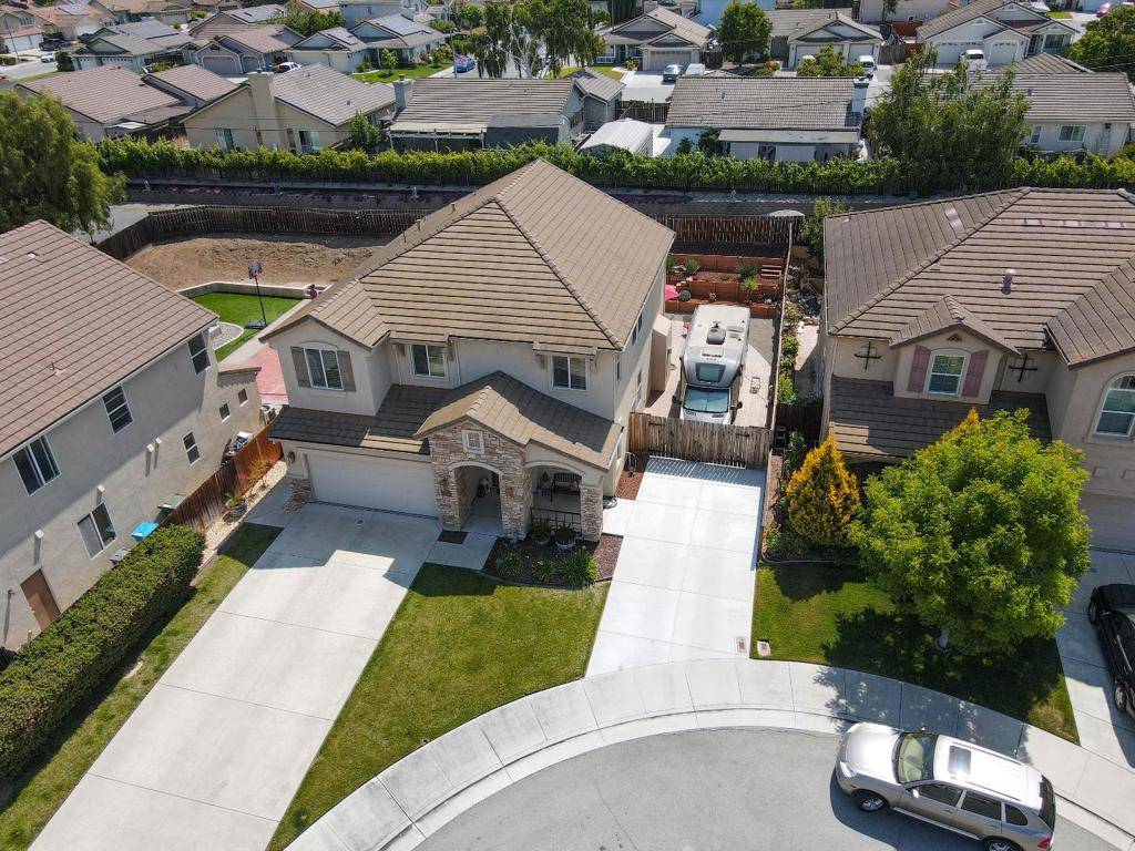 Hollister, CA 95023,1251 Mulberry ST