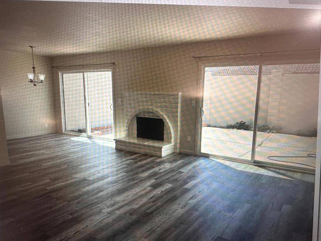 Salinas, CA 93906,1690 Cherokee DR