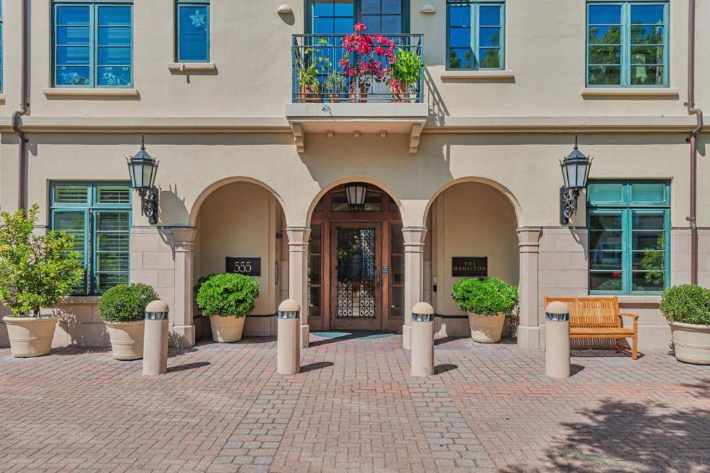 Palo Alto, CA 94301,555 Byron ST #105