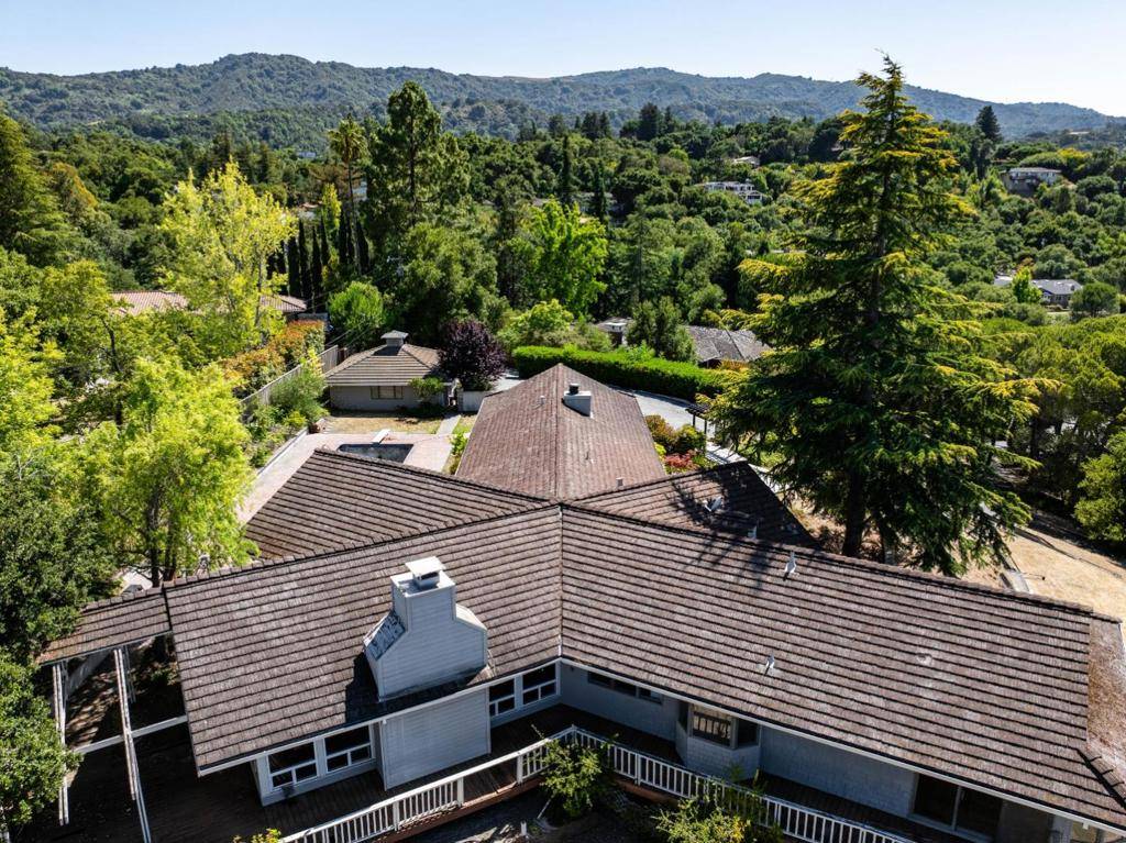 Los Altos, CA 94024,11552 Hillpark LN