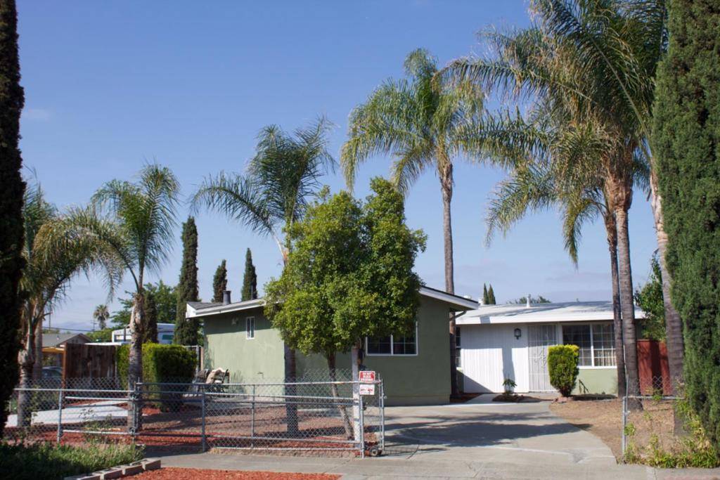 San Jose, CA 95122,1491 Cliffwood DR