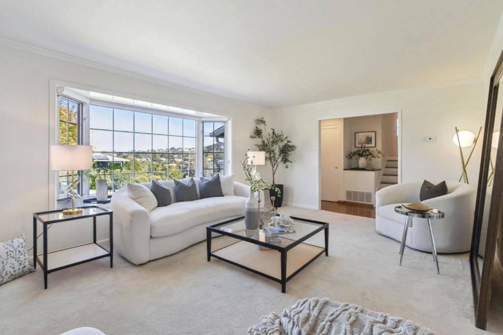 Belmont, CA 94002,1056 Lassen DR