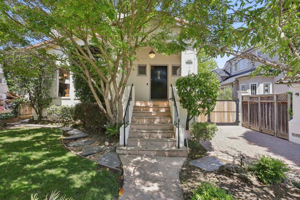 Burlingame, CA 94010,2404 Hillside DR