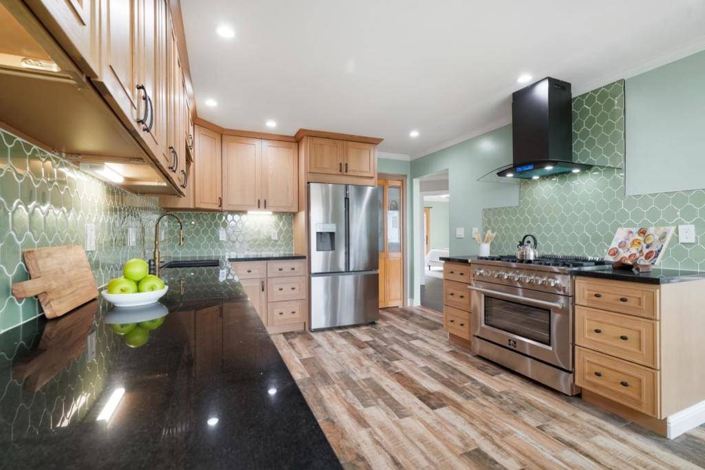 San Francisco, CA 94116,763 Pacheco ST