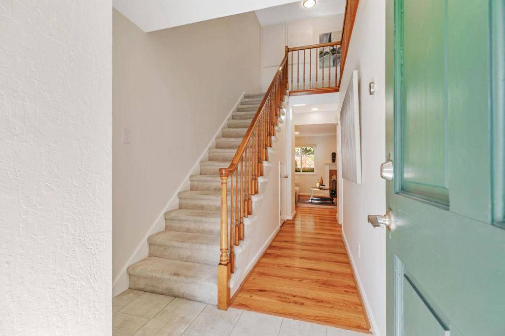 Campbell, CA 95008,77 Shelley AVE