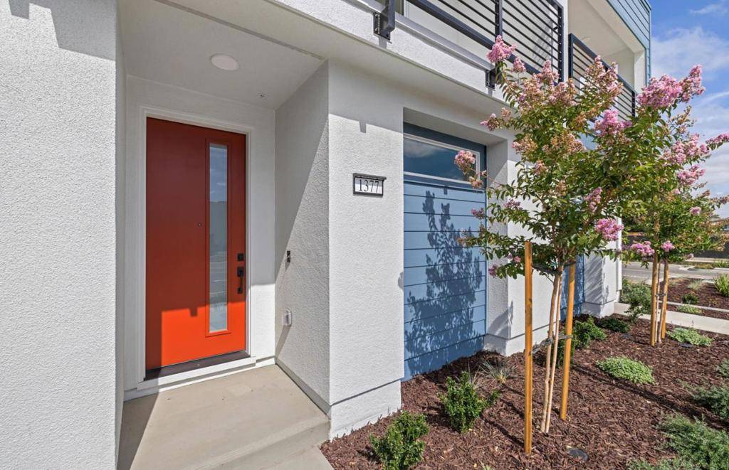 Milpitas, CA 95035,1377 California CIR