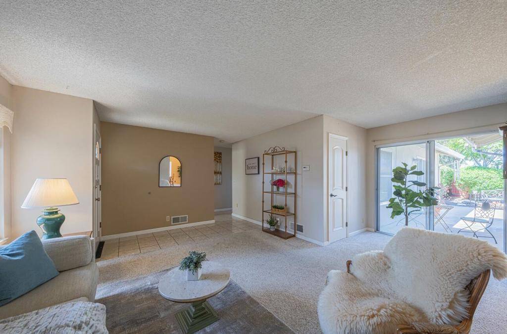Salinas, CA 93901,322 Coleridge DR