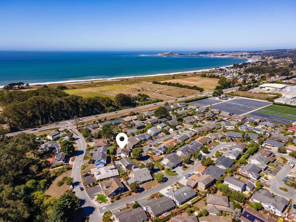Half Moon Bay, CA 94019,2008 Touraine LN