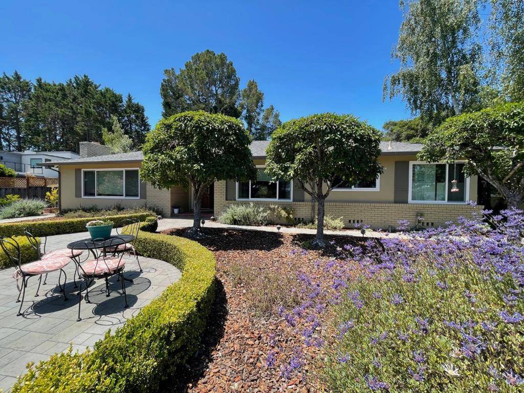 Hillsborough, CA 94010,55 Glengarry WAY