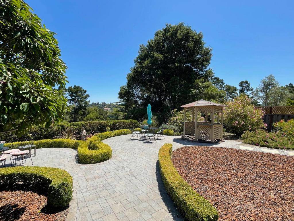 Hillsborough, CA 94010,55 Glengarry WAY