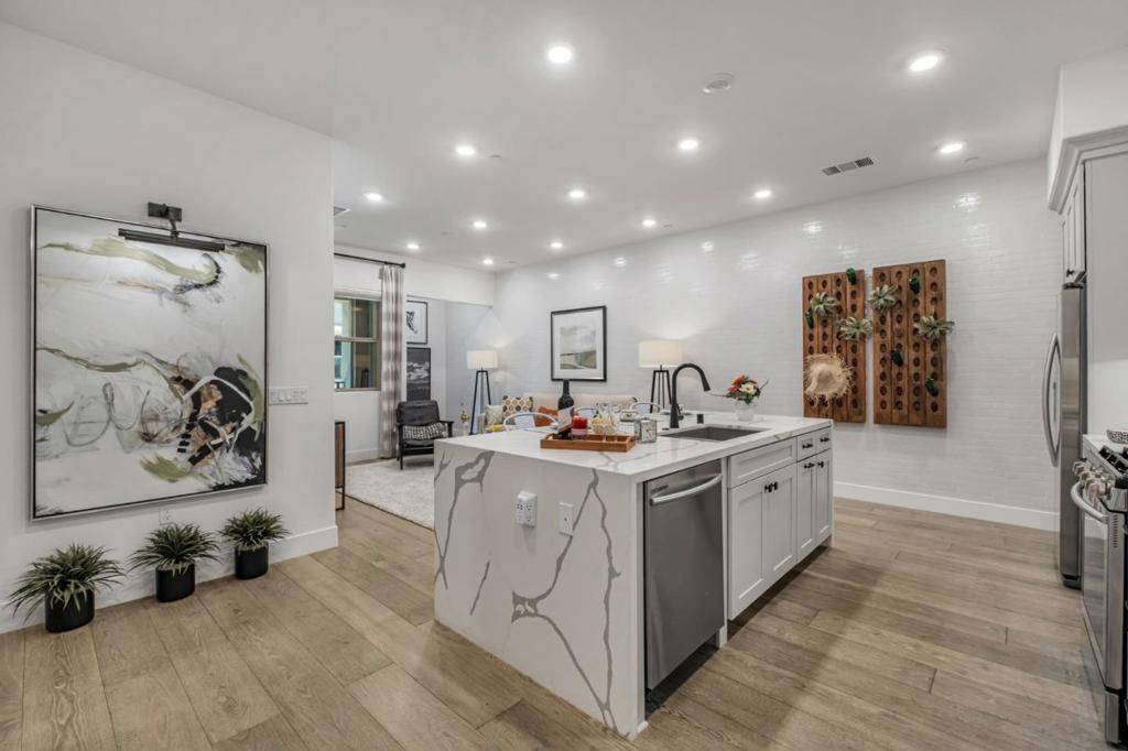 Davis, CA 95616,1000 Berryessa LN #211