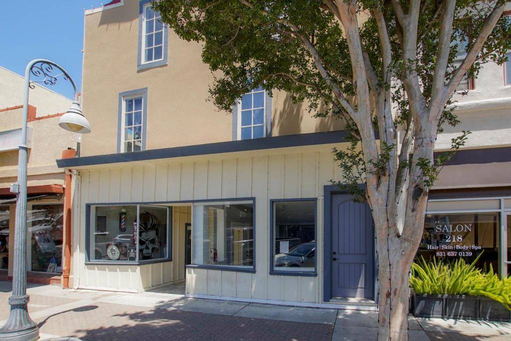 Hollister, CA 95023,222 5th ST #101