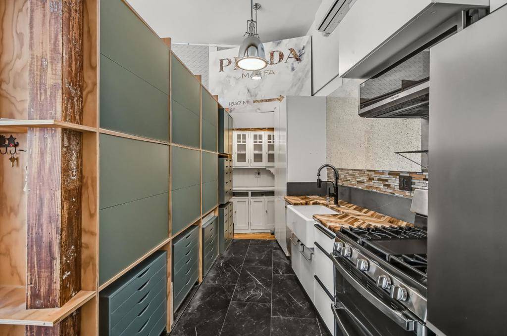 950 Noe ST San Francisco, CA 94114