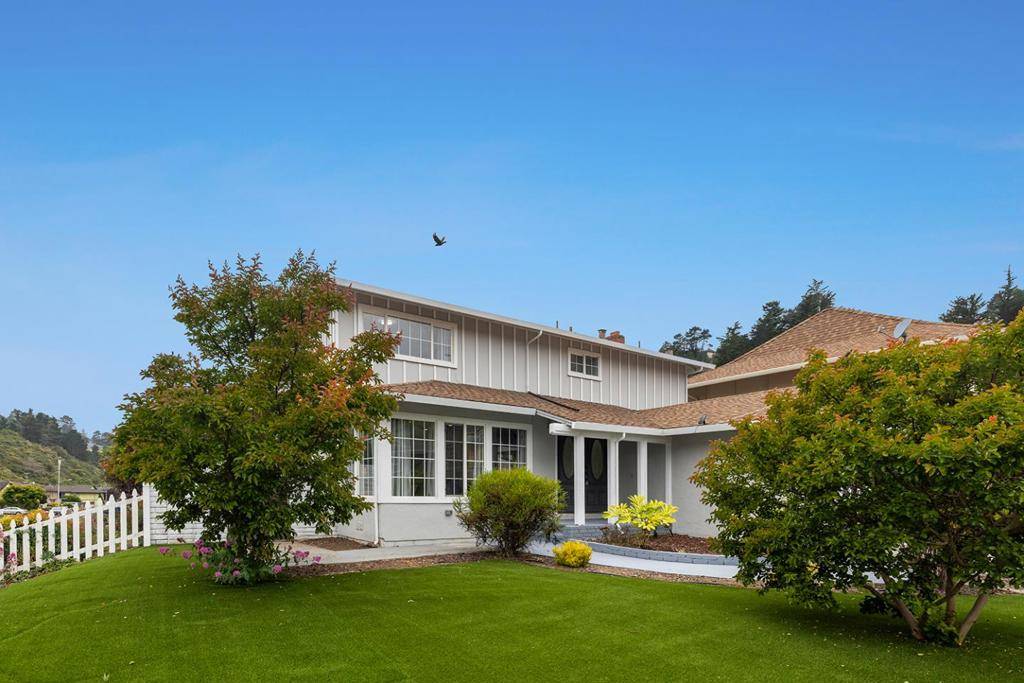 Pacifica, CA 94044,1001 Everglades DR