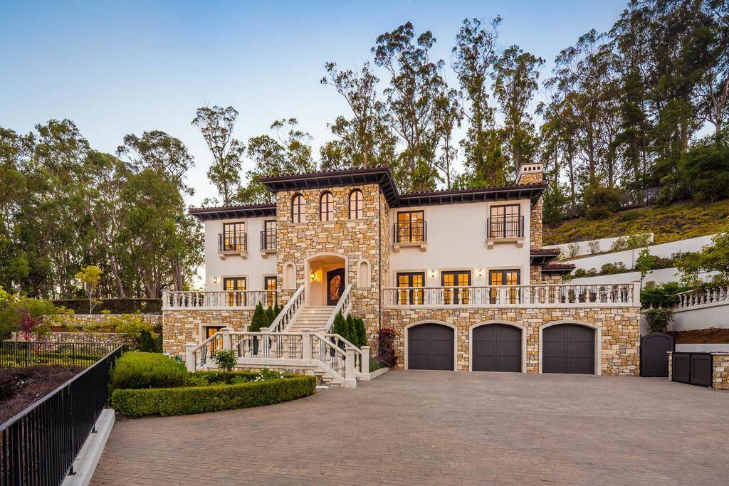 Hillsborough, CA 94010,414 Pinehill RD
