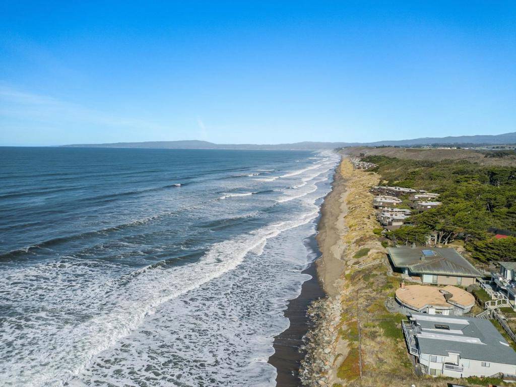 Watsonville, CA 95076,60 Avocet CIR