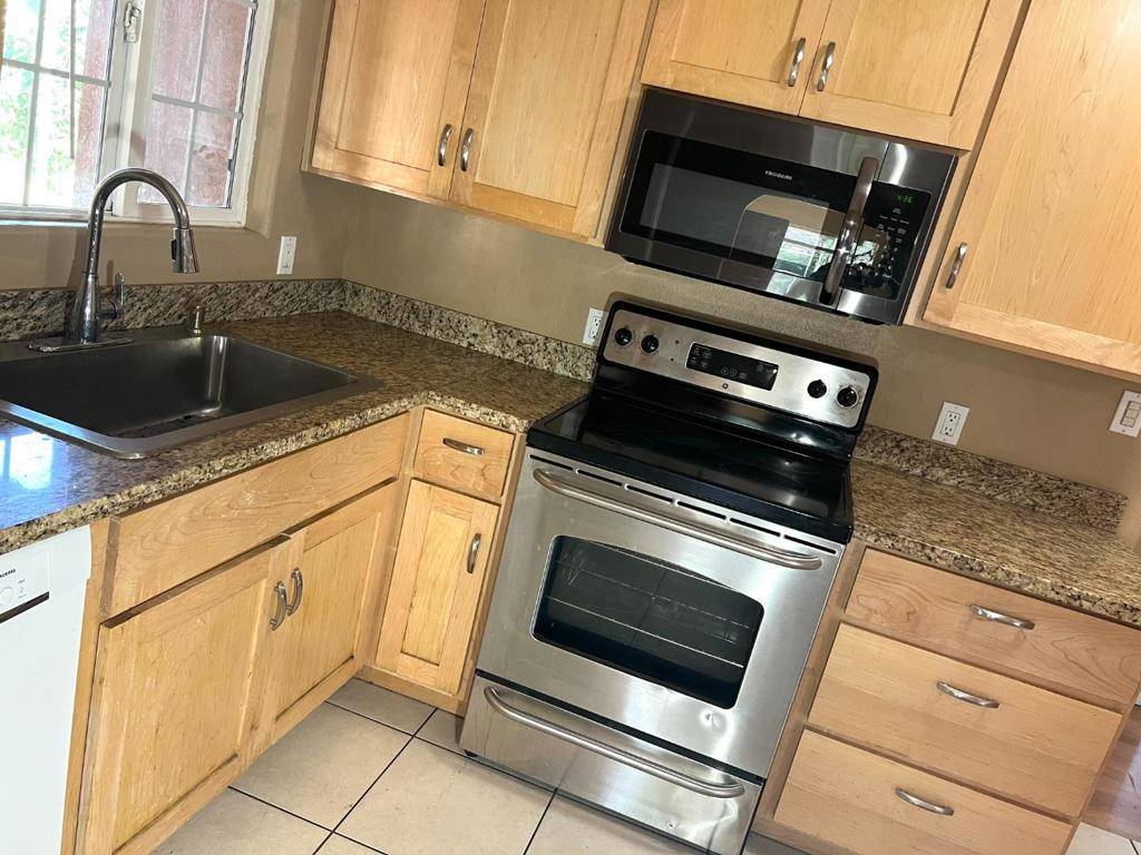 San Jose, CA 95116,94 Sunset CT
