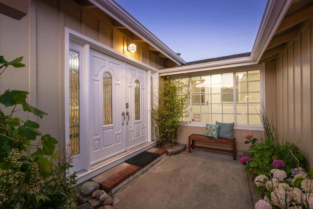 Millbrae, CA 94030,855 Mosswood LN