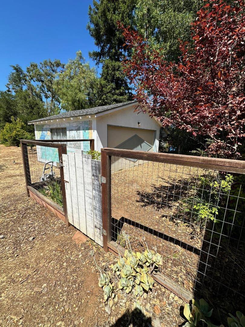 Los Altos, CA 94022,399 Hawthorne AVE