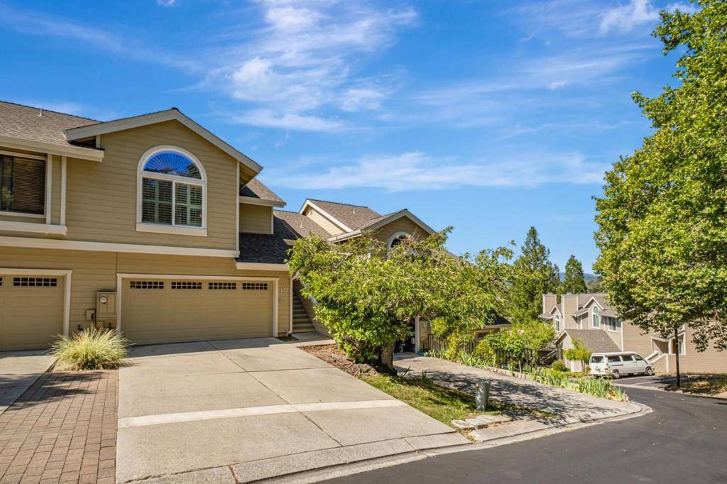 Scotts Valley, CA 95066,127 Arabian WAY