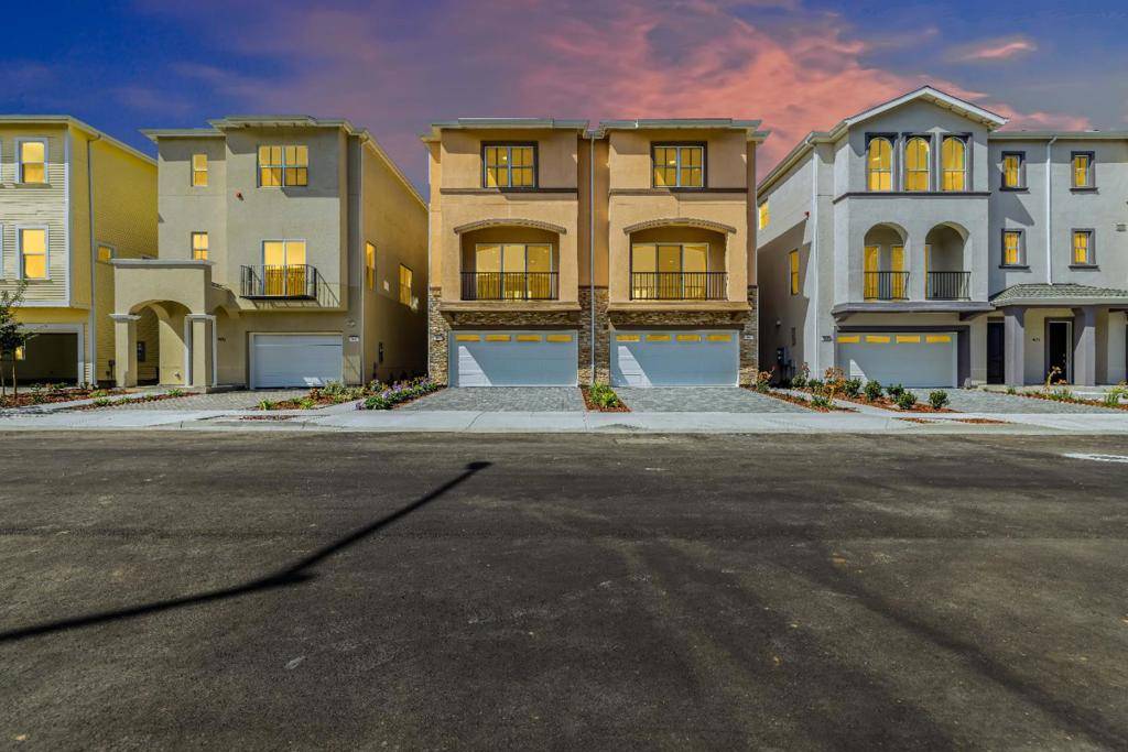 Watsonville, CA 95076,409 San Luis AVE