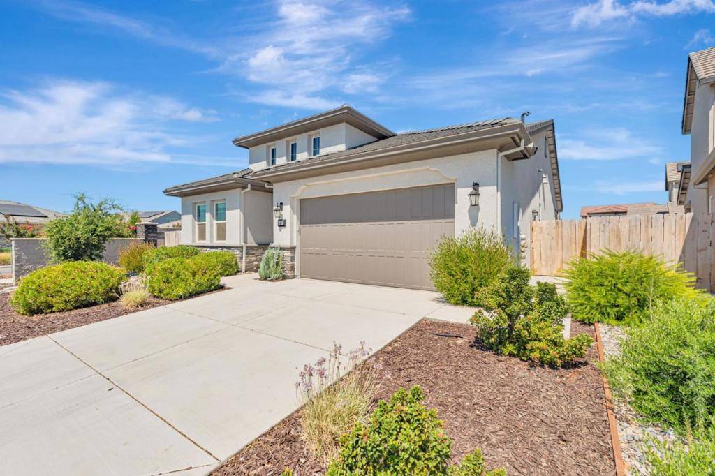 Manteca, CA 95337,2408 Dilip DR