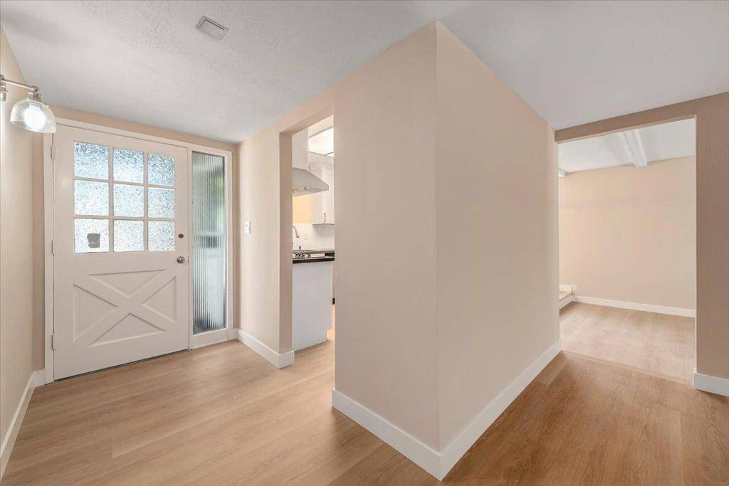 San Jose, CA 95121,2543 Loomis DR