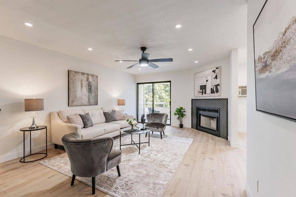 San Leandro, CA 94577,2077 Washington AVE #302