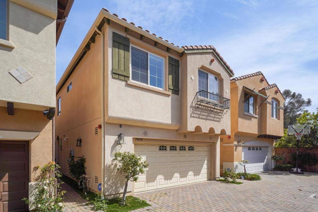 Van Nuys, CA 91401,5858 Levi LN