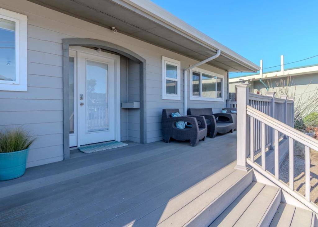 Pacifica, CA 94044,236 Shoreview AVE